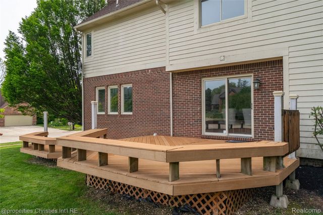 22452 Fuller Drive, Novi, MI 48374