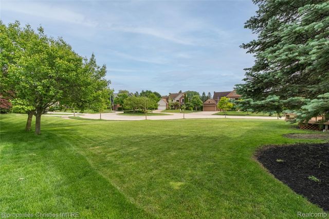 22452 Fuller Drive, Novi, MI 48374
