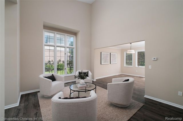 22452 Fuller Drive, Novi, MI 48374