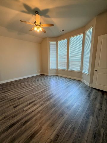 17469 Chestnut Cove Drive, Conroe, TX 77302
