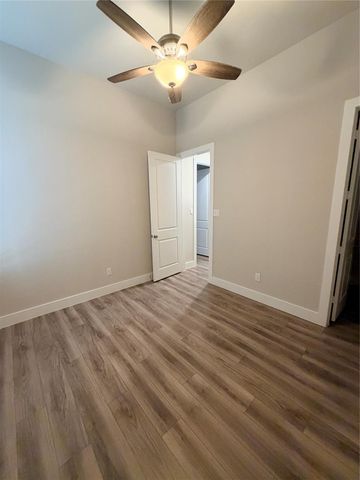 17469 Chestnut Cove Drive, Conroe, TX 77302