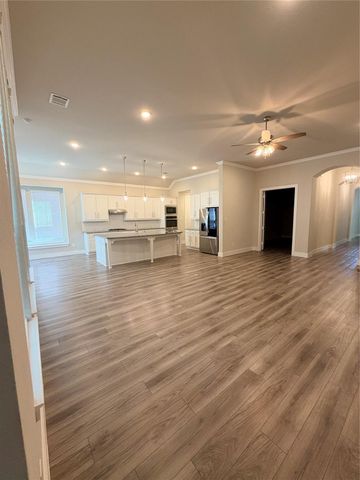 17469 Chestnut Cove Drive, Conroe, TX 77302