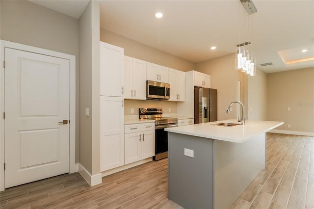 260 GLADIOLA COURT, Kissimmee, FL 34759