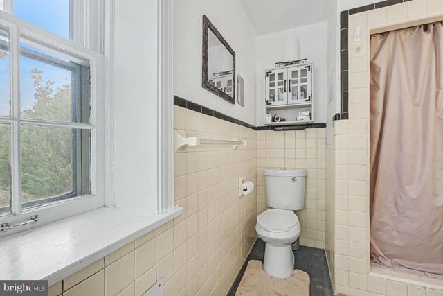 2100 BELLEVUE, Harrisburg, PA 17104