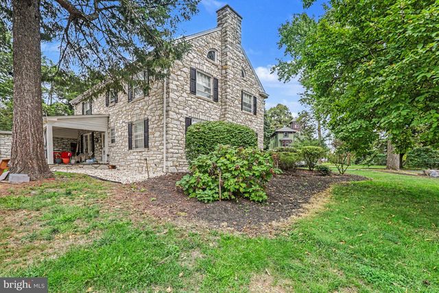 2100 BELLEVUE, Harrisburg, PA 17104