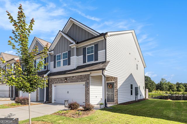 4545 Bishops Lane, Oakwood, GA 30566