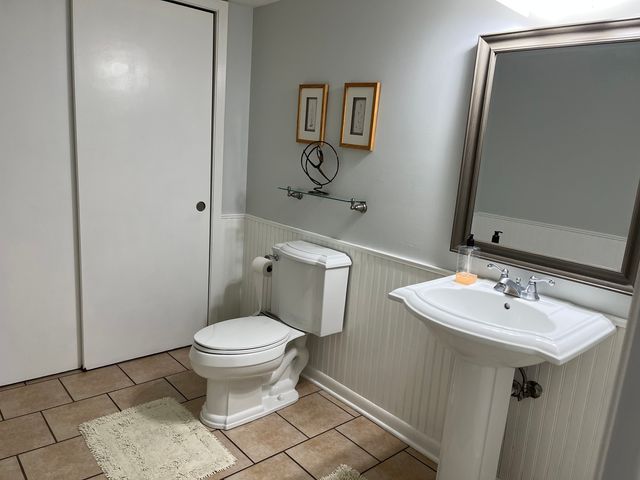 3301 W Bretons Drive, Mchenry, IL 60050