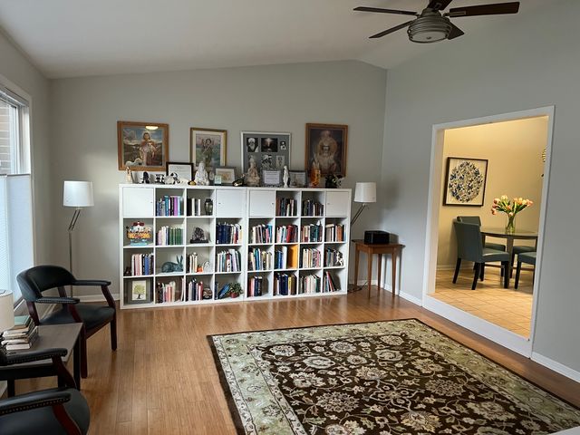 3301 W Bretons Drive, Mchenry, IL 60050