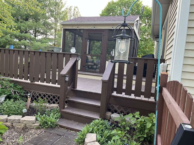 3301 W Bretons Drive, Mchenry, IL 60050