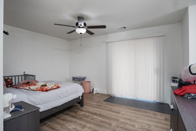 1967 N Ventura Avenue, Farmersville, CA 93223