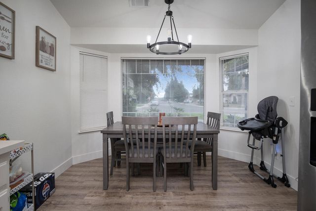 1967 N Ventura Avenue, Farmersville, CA 93223