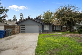 1967 N Ventura Avenue, Farmersville, CA 93223