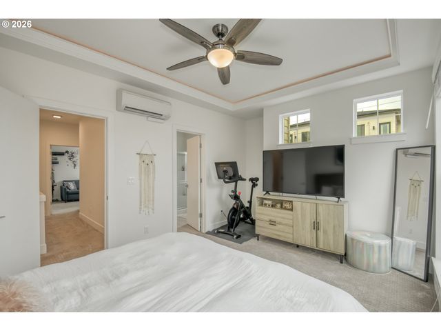 1390 N SIMPSON St, Portland, OR 97217