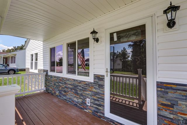 107 Woodlawn Heights, Chatham, VA 24531