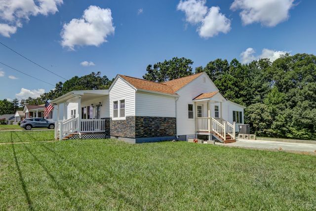 107 Woodlawn Heights, Chatham, VA 24531