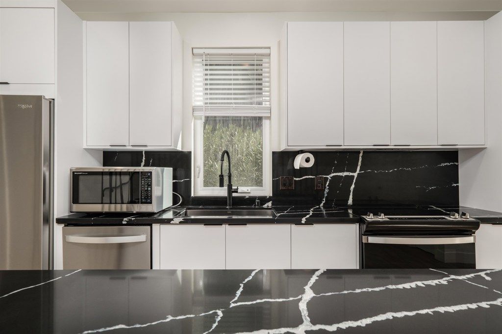 Image 10 of property listing at 2715 Tomato Alley, Sacramento, CA 95818