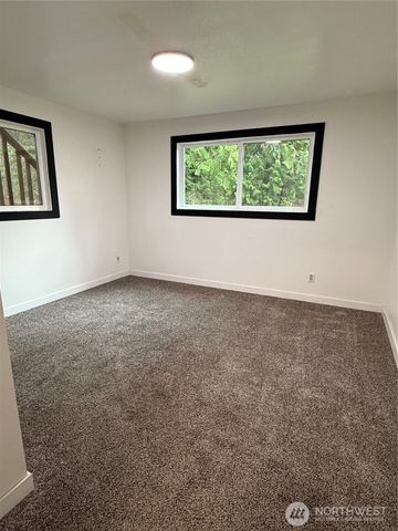 22302 30th Avenue E, Spanaway, WA 98387