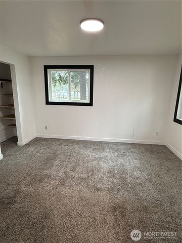 22302 30th Avenue E, Spanaway, WA 98387