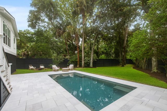 257 Forest Trail, Isle Of Palms, SC 29451