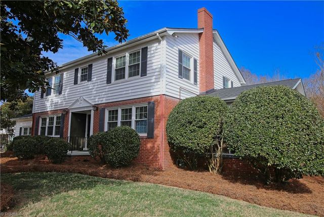 1410 Fernwood Drive, High Point, NC 27262