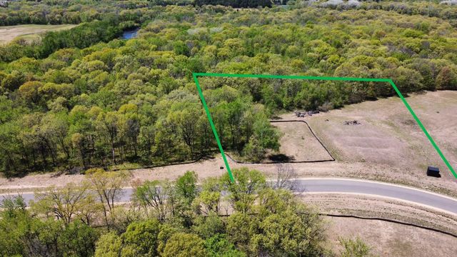 20032 Vintage Drive NW, Oak Grove, MN 55303