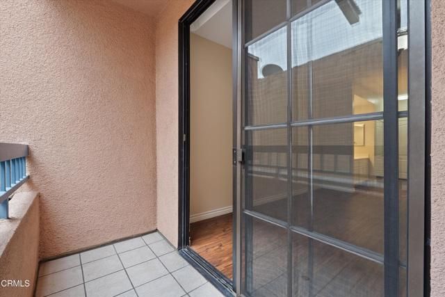 508 Glenwood Road 105, Glendale, CA 91202