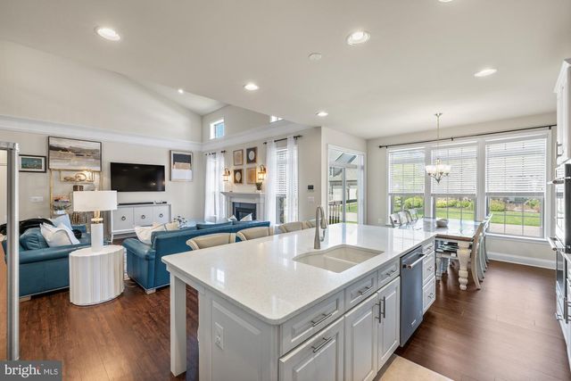 9 LOOKOUT CT, Gettysburg, PA 17325