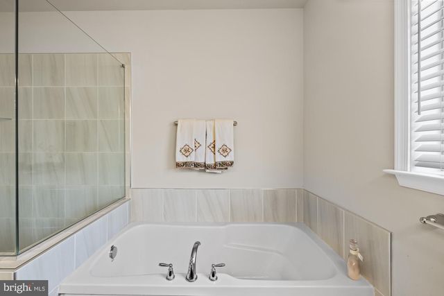 9 LOOKOUT CT, Gettysburg, PA 17325