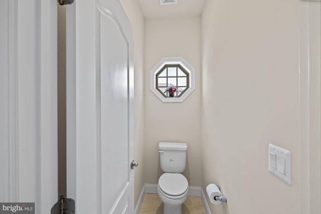 9 LOOKOUT CT, Gettysburg, PA 17325