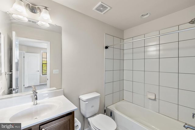 9 LOOKOUT CT, Gettysburg, PA 17325