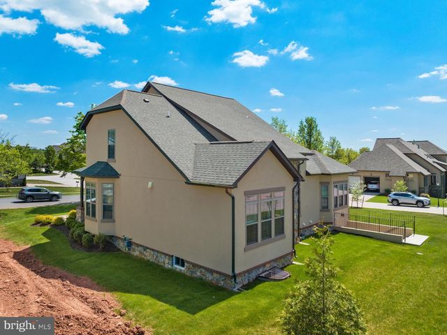 9 LOOKOUT CT, Gettysburg, PA 17325