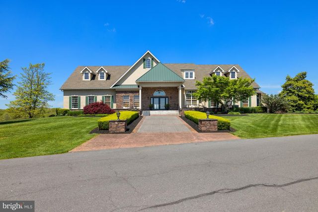 9 LOOKOUT CT, Gettysburg, PA 17325