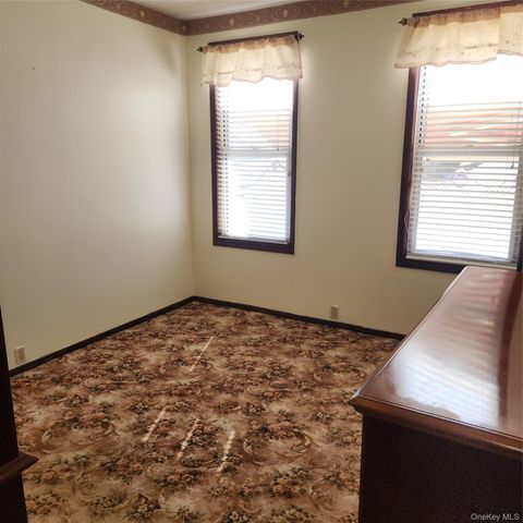 7716 78th Street, Glendale, NY 11385