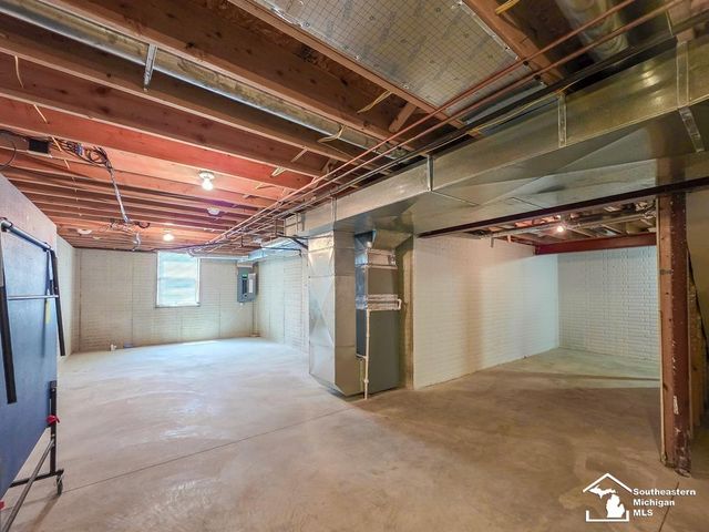 14922 Wildwood Drive, Monroe, MI 48161