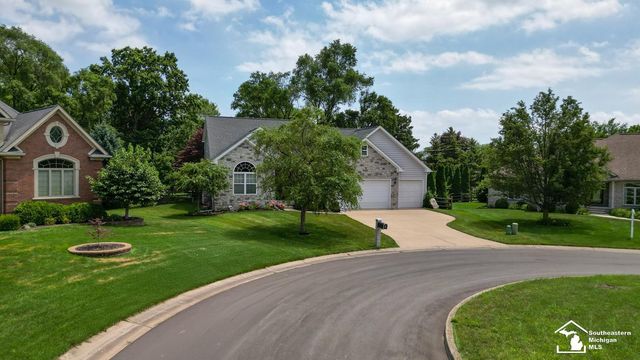 14922 Wildwood Drive, Monroe, MI 48161