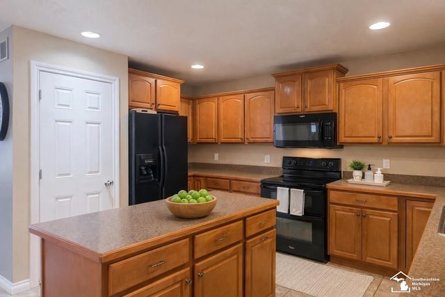 14922 Wildwood Drive, Monroe, MI 48161