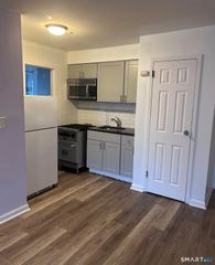 80 Taft Avenue APT 3, Bridgeport, CT 06606