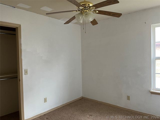 208 S Osage Street, Beggs, OK 74421