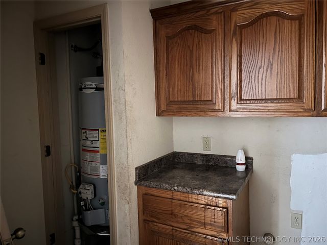 208 S Osage Street, Beggs, OK 74421