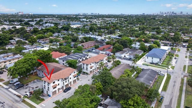 444 NW 41ST Street, Oakland Park, FL 33309