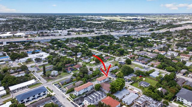 444 NW 41ST Street, Oakland Park, FL 33309