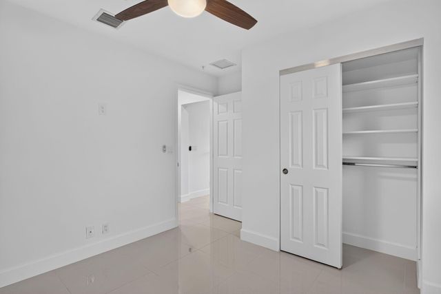 444 NW 41ST Street, Oakland Park, FL 33309