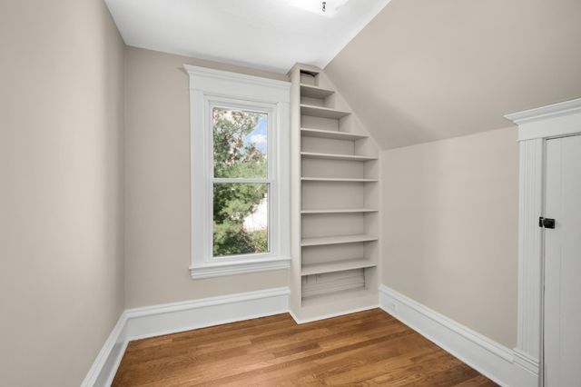 4032 Lyndale Avenue S, Minneapolis, MN 55409