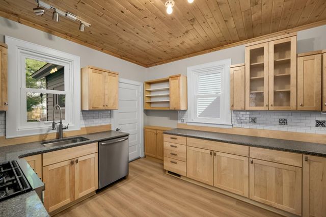 4032 Lyndale Avenue S, Minneapolis, MN 55409