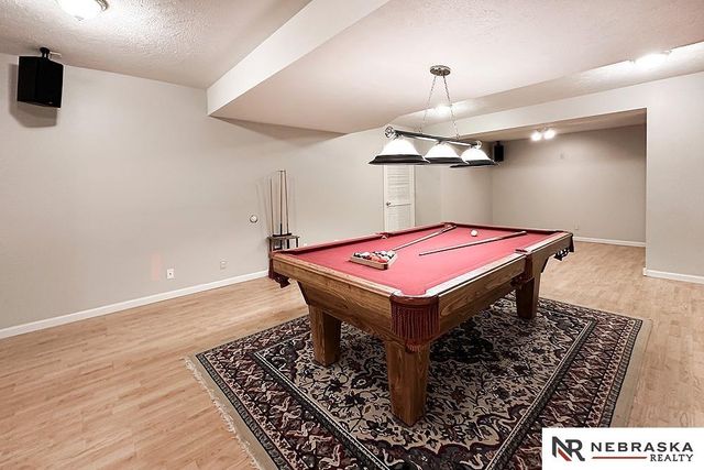 1425 S 158th Circle, Omaha, NE 68130