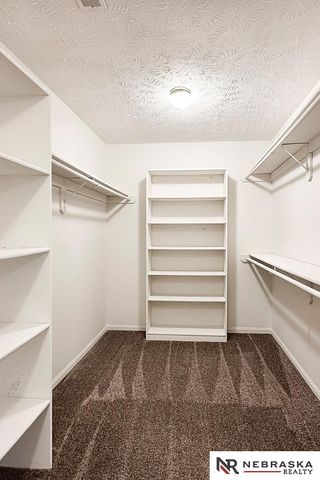 1425 S 158th Circle, Omaha, NE 68130