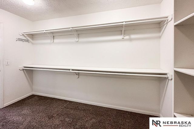 1425 S 158th Circle, Omaha, NE 68130