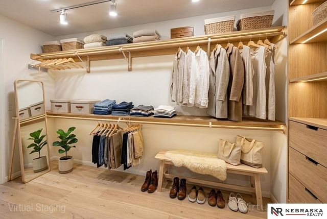 1425 S 158th Circle, Omaha, NE 68130