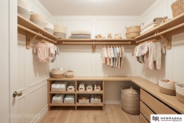 1425 S 158th Circle, Omaha, NE 68130