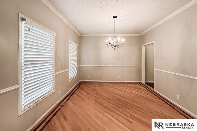 1425 S 158th Circle, Omaha, NE 68130